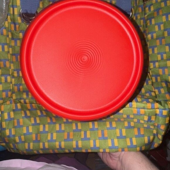 Tupperware One Touch Movie Night Canister - Picture 3 of 4